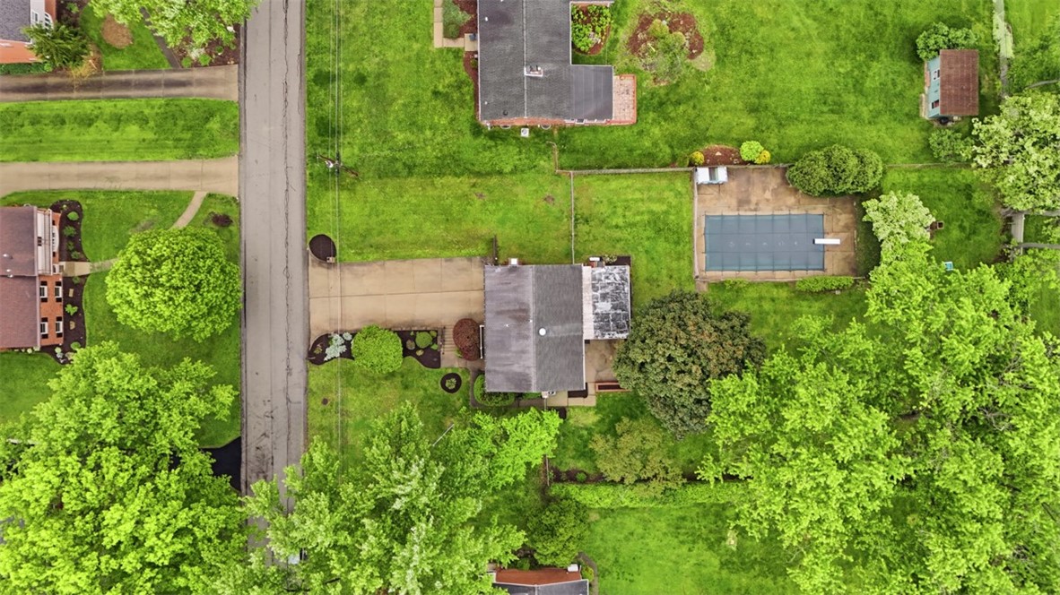 139 E Edgewood Dr