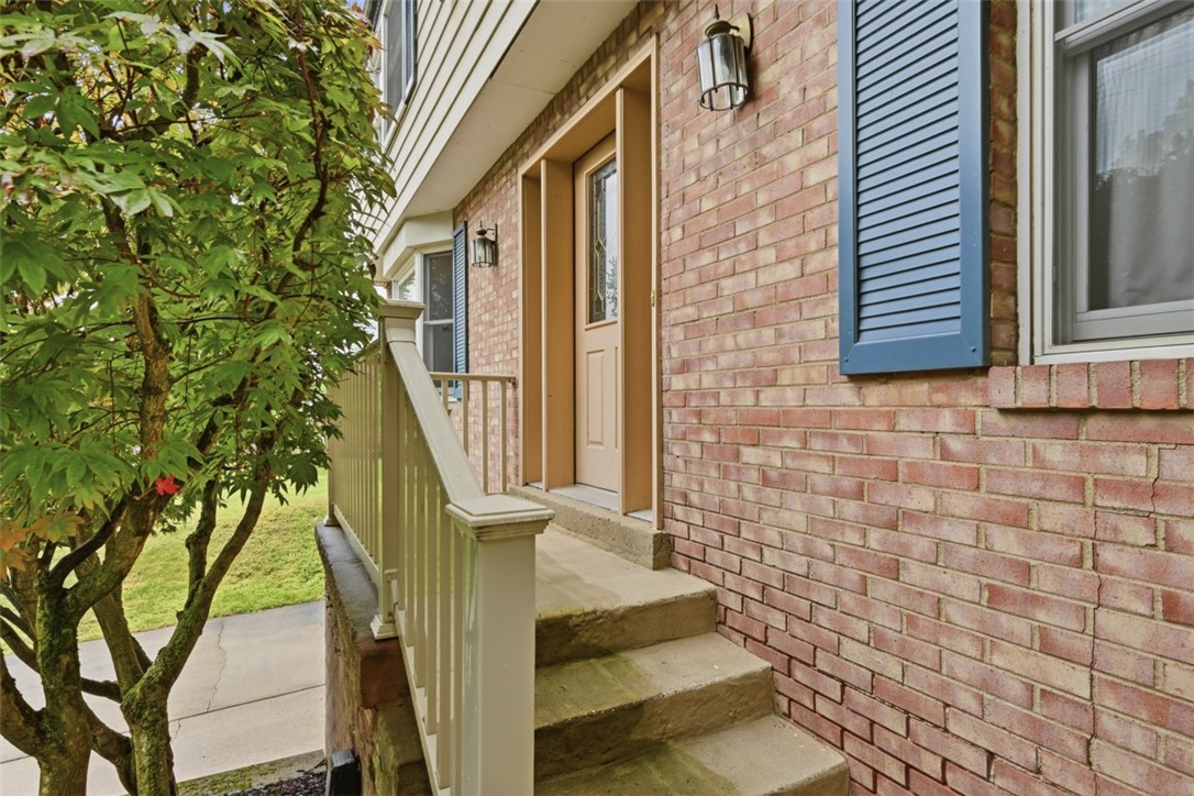 139 E Edgewood Dr