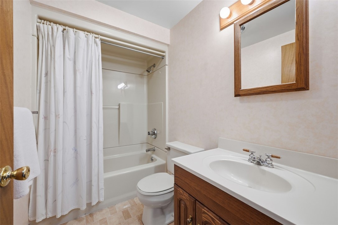 139 E Edgewood Dr