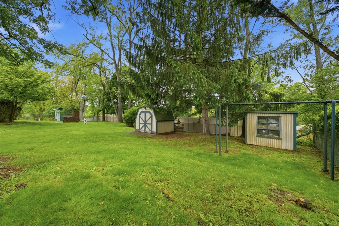 139 E Edgewood Dr