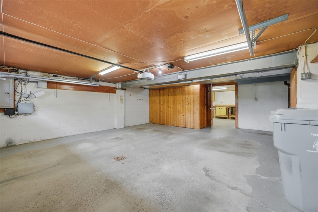 139 E Edgewood Dr