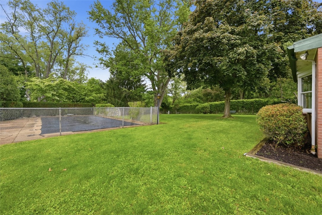 139 E Edgewood Dr