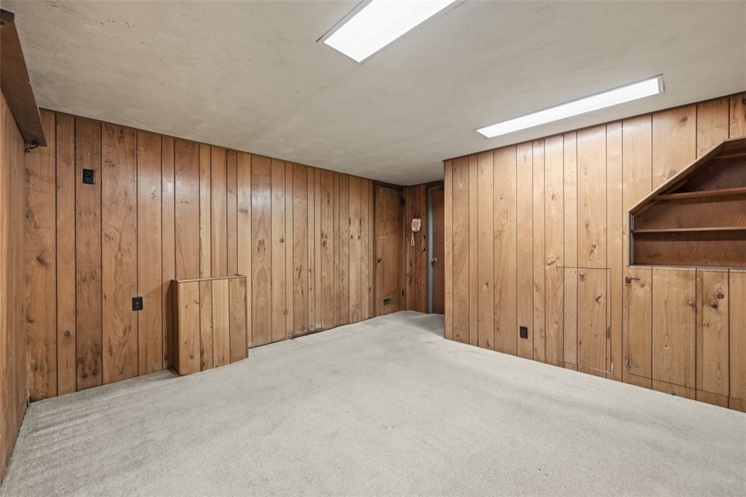 139 E Edgewood Dr
