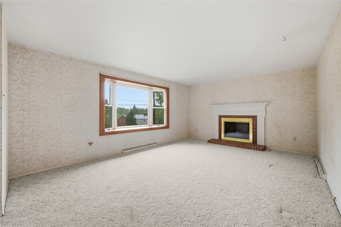 139 E Edgewood Dr