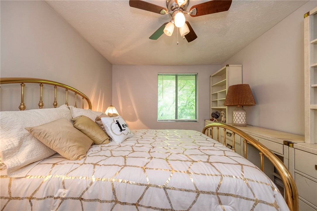 417 Lark Tree Cir