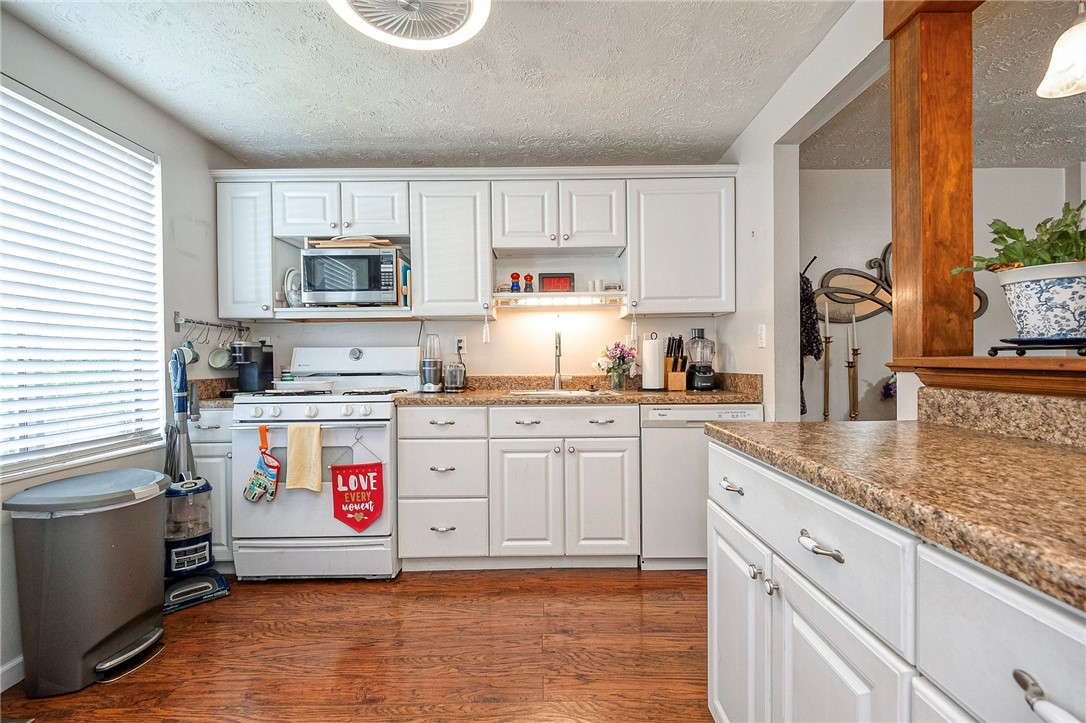 417 Lark Tree Cir