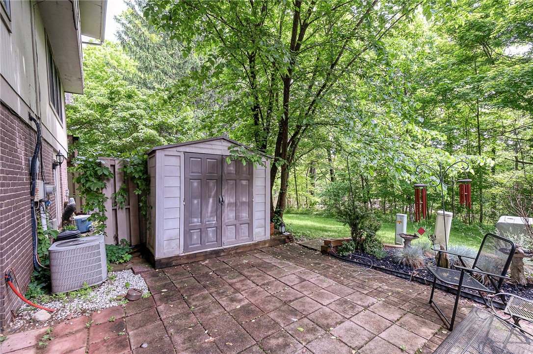 417 Lark Tree Cir