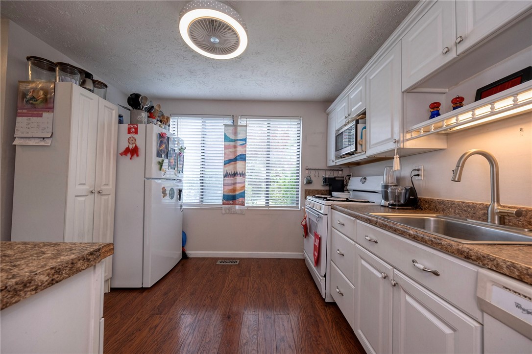 417 Lark Tree Cir