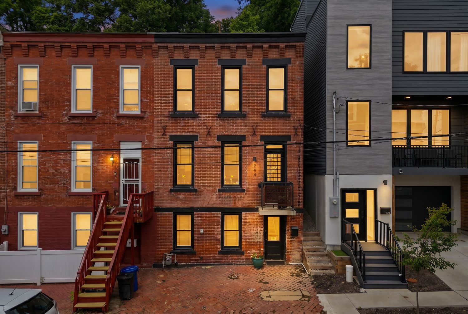 244 E Jefferson STREET