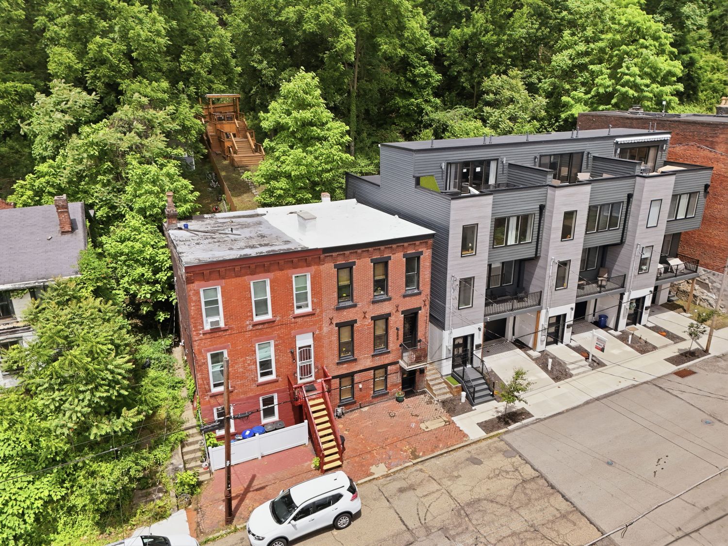 244 E Jefferson STREET