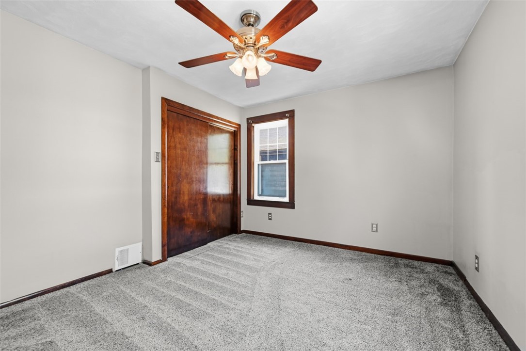 120 Avenue L