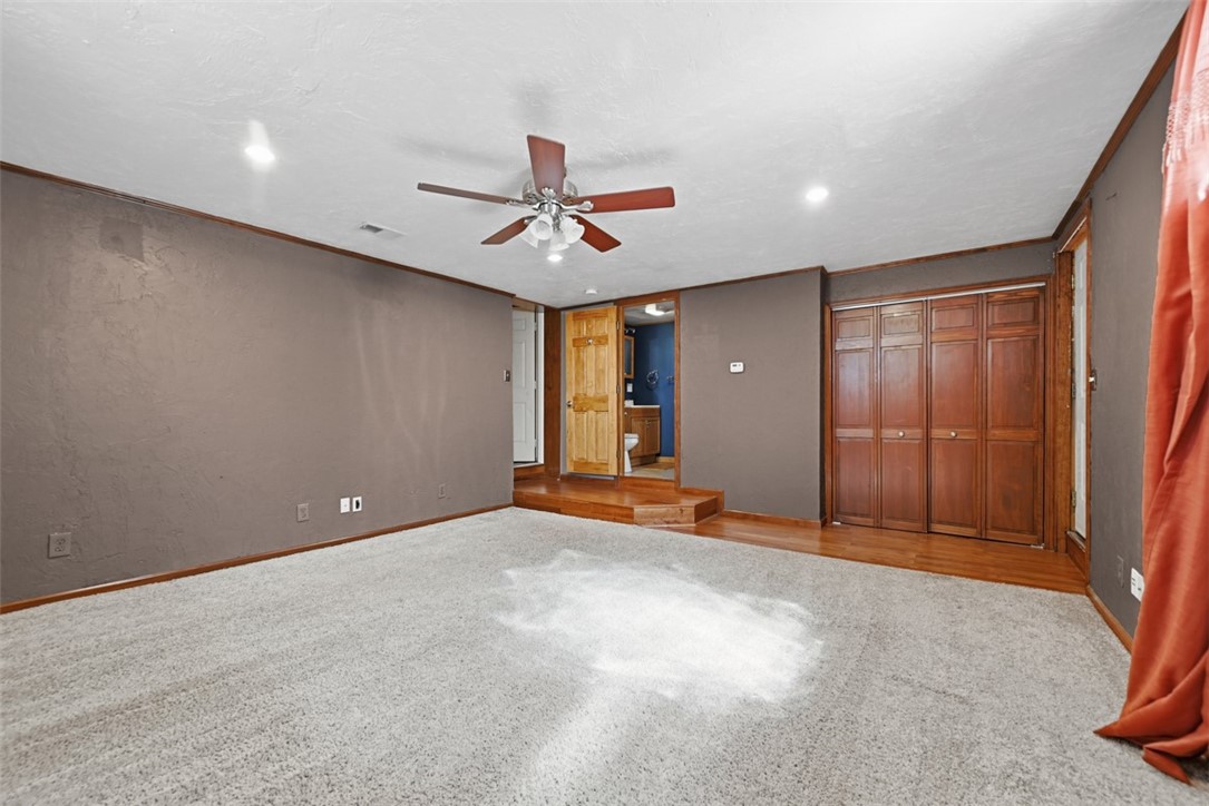 120 Avenue L