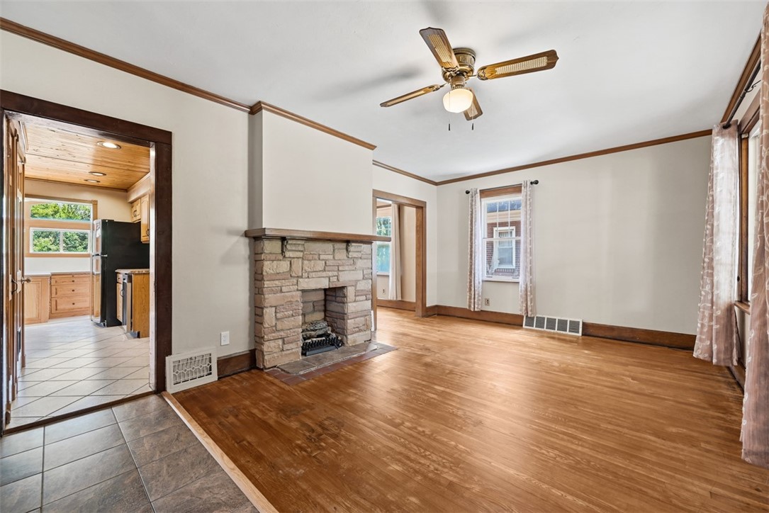 120 Avenue L