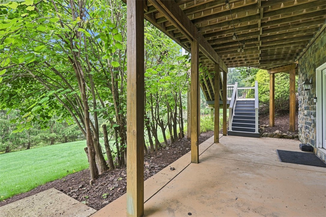 4305 Michel Ct