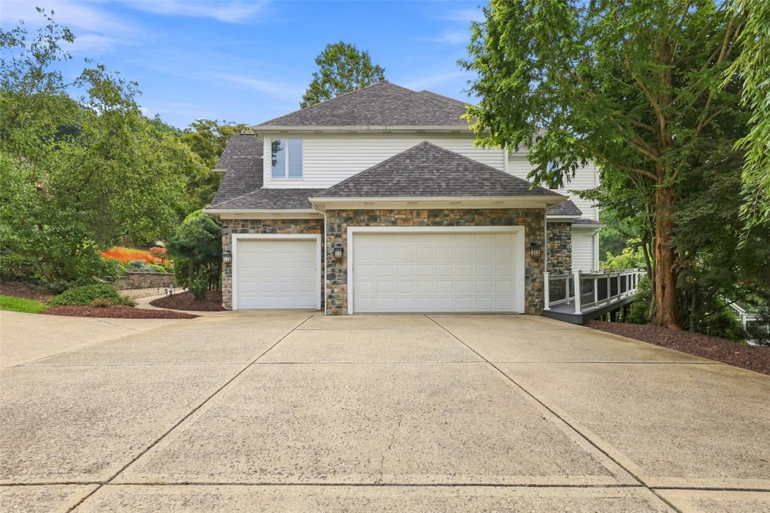 4305 Michel Ct