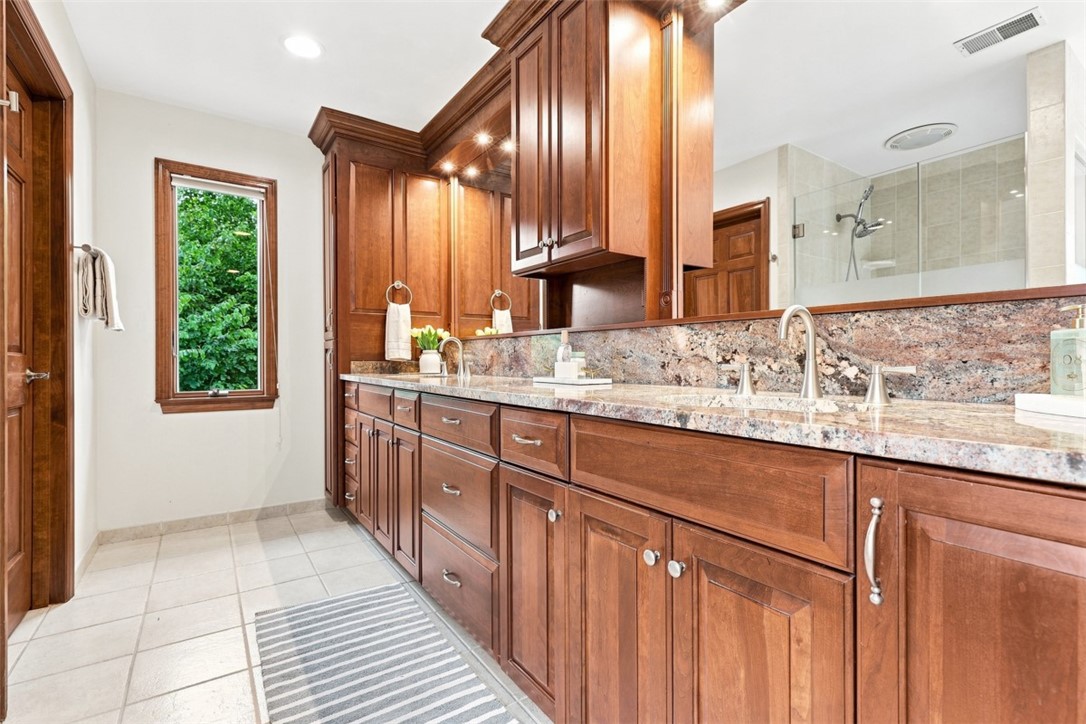 4305 Michel Ct