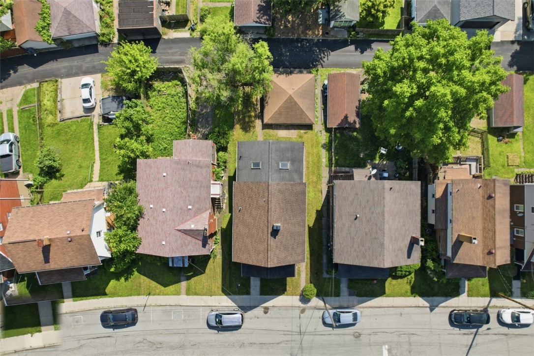 120 Ave L