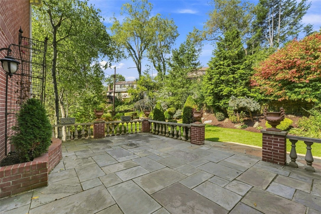 109 Briar Meadows Dr