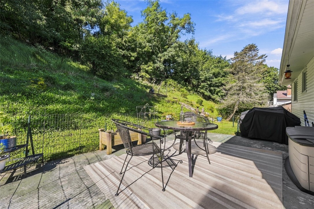 125 Dover Dr