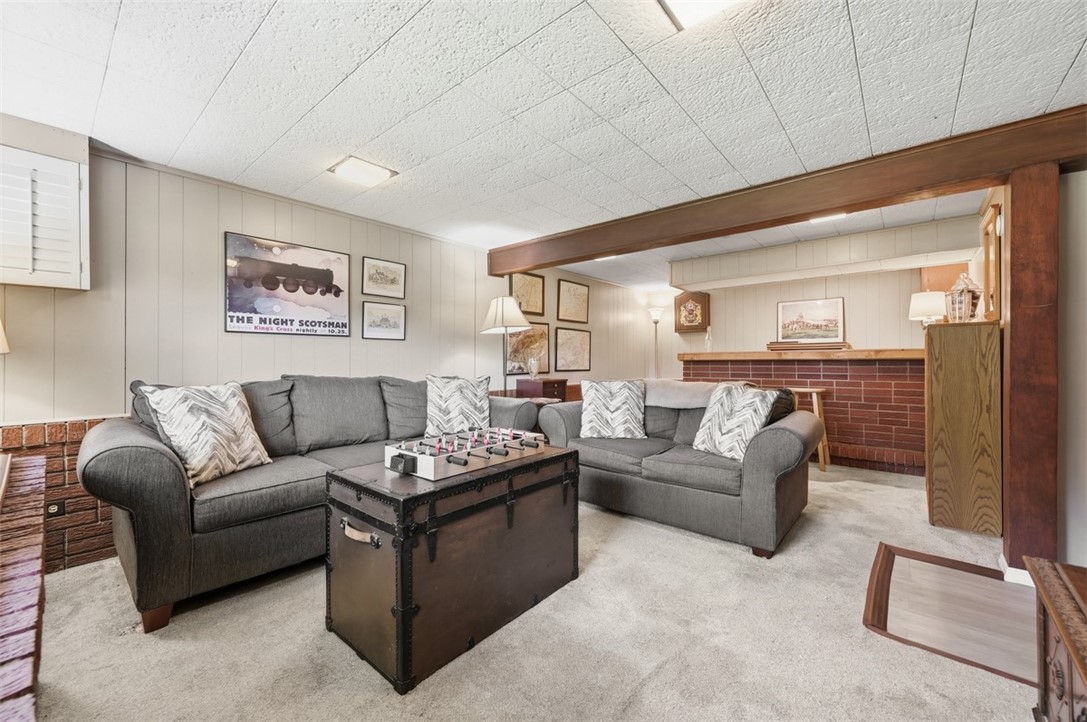 125 Dover Dr