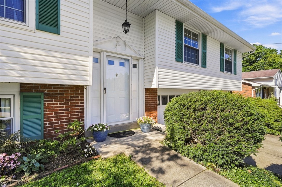 125 Dover Dr
