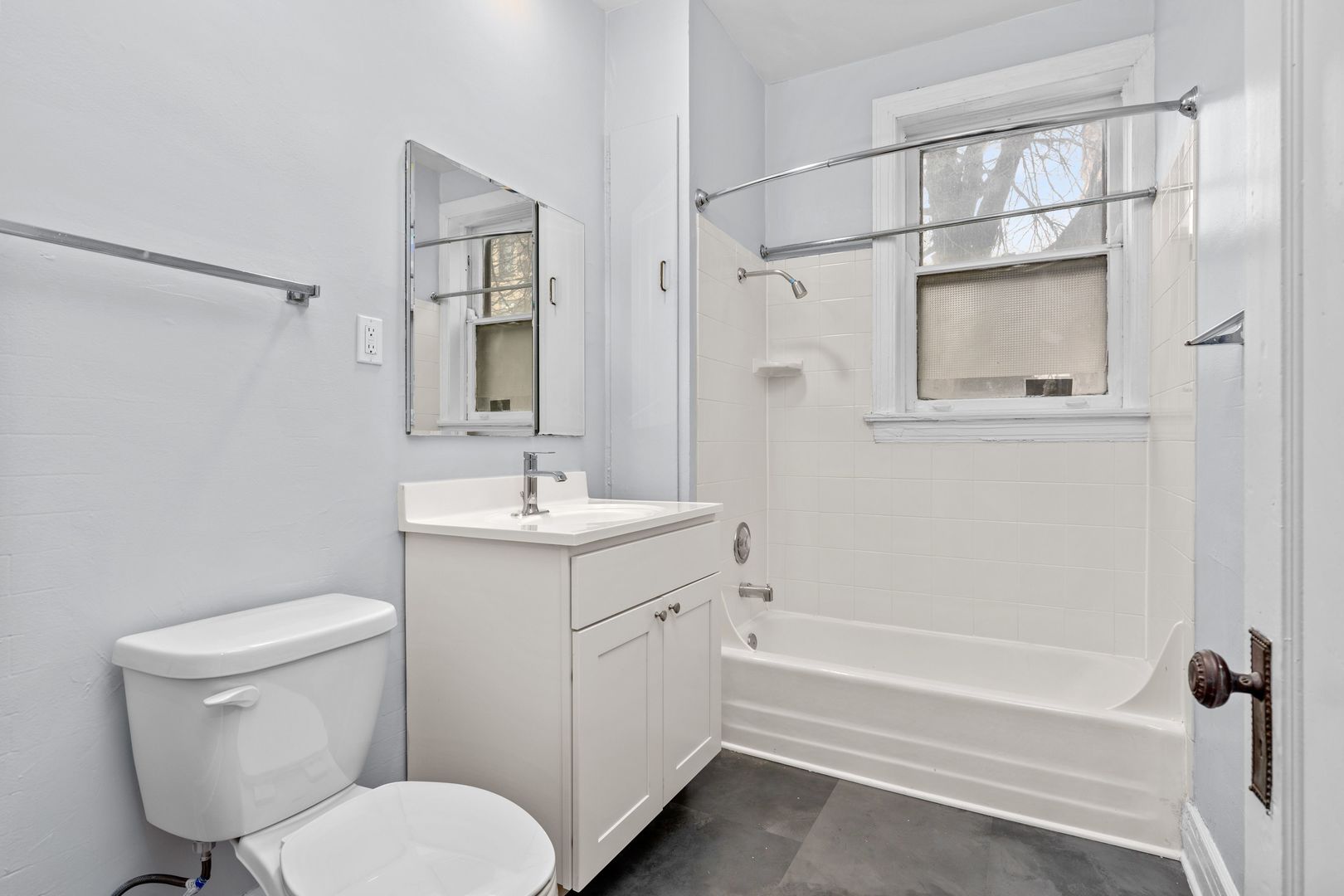 3459 N Paulina Street Unit: 2