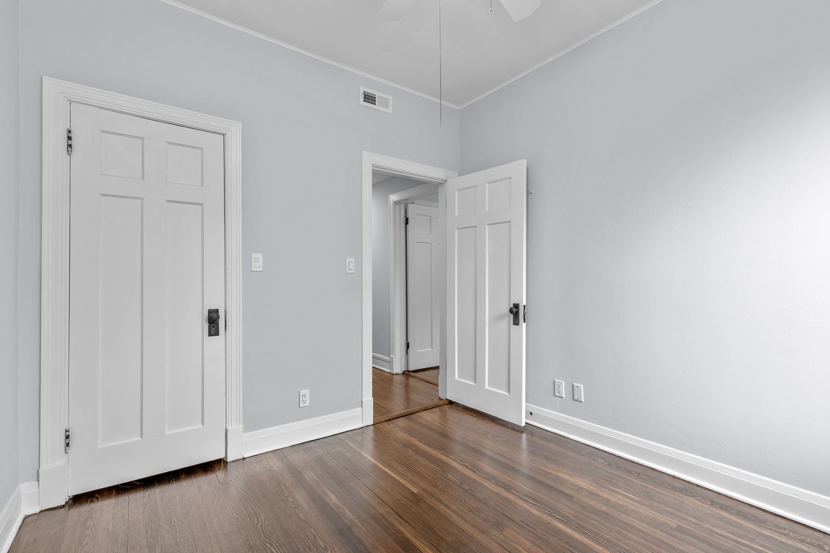 3459 N Paulina Street Unit: 2