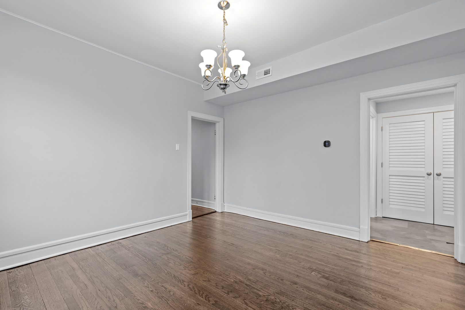 3459 N Paulina Street Unit: 2