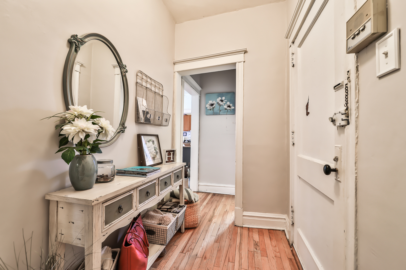 3234 N Southport Avenue Unit: 2