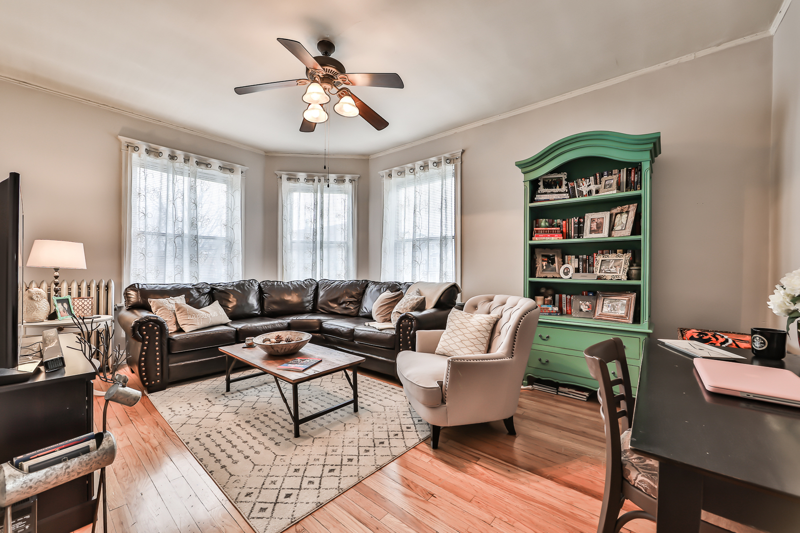 3234 N Southport Avenue Unit: 2