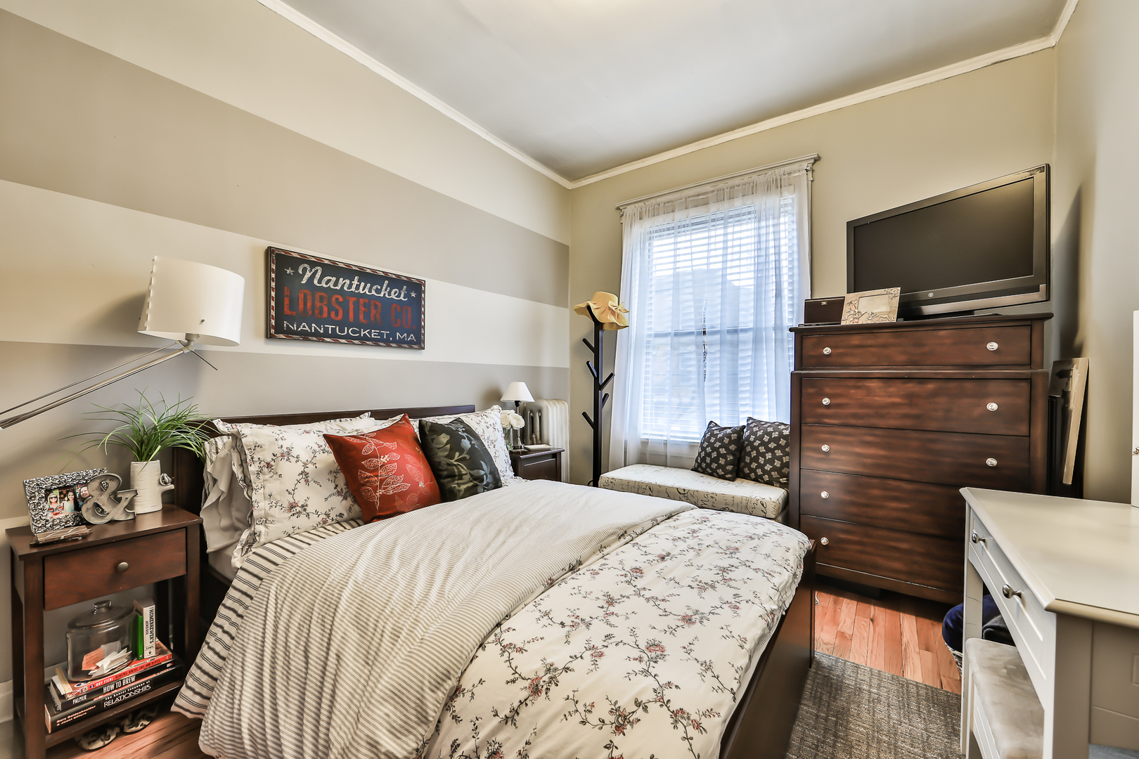 3234 N Southport Avenue Unit: 2