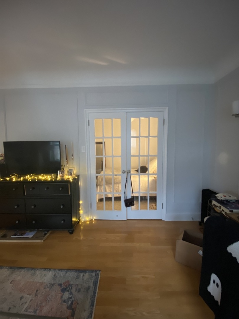 10 W Elm Street Unit: 405