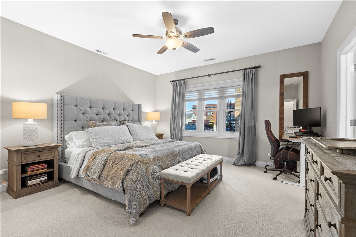 2530 N Ashland Avenue Unit: 2N