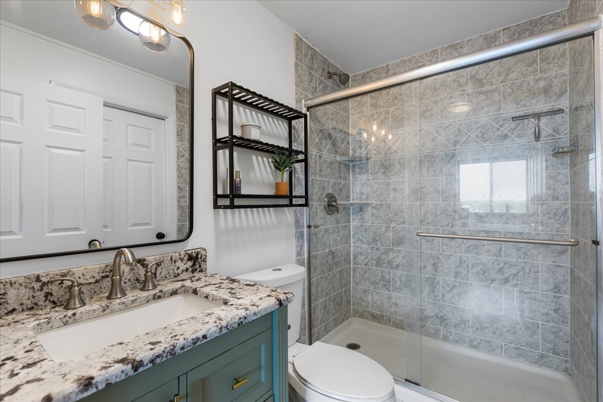 2754 N Hampden Court Unit: 1101