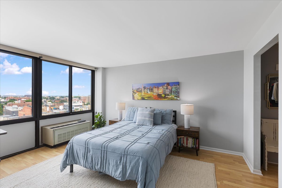2754 N Hampden Court Unit: 1101