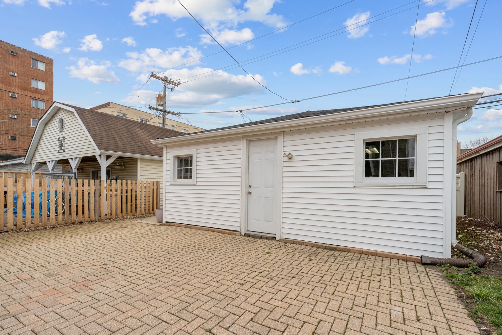 1618 N 78th Court