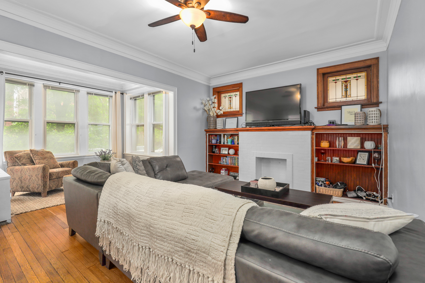 5012 N Winchester Avenue Unit: 2