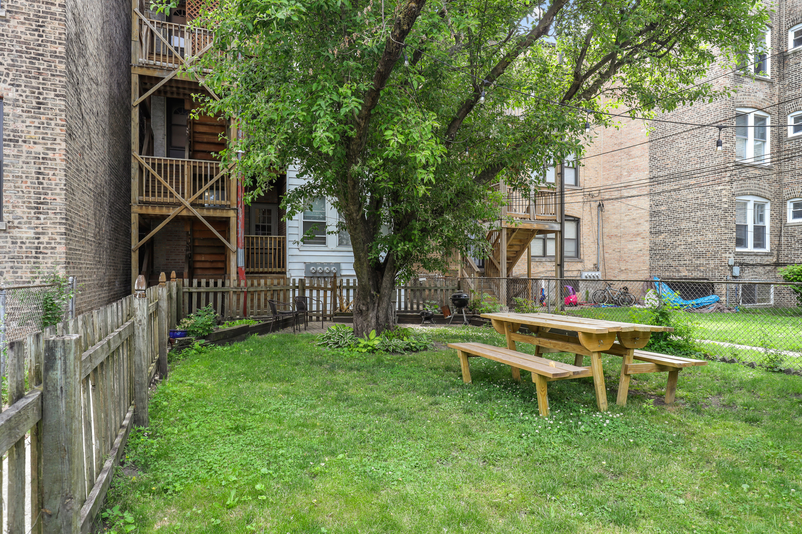 5012 N Winchester Avenue Unit: 2
