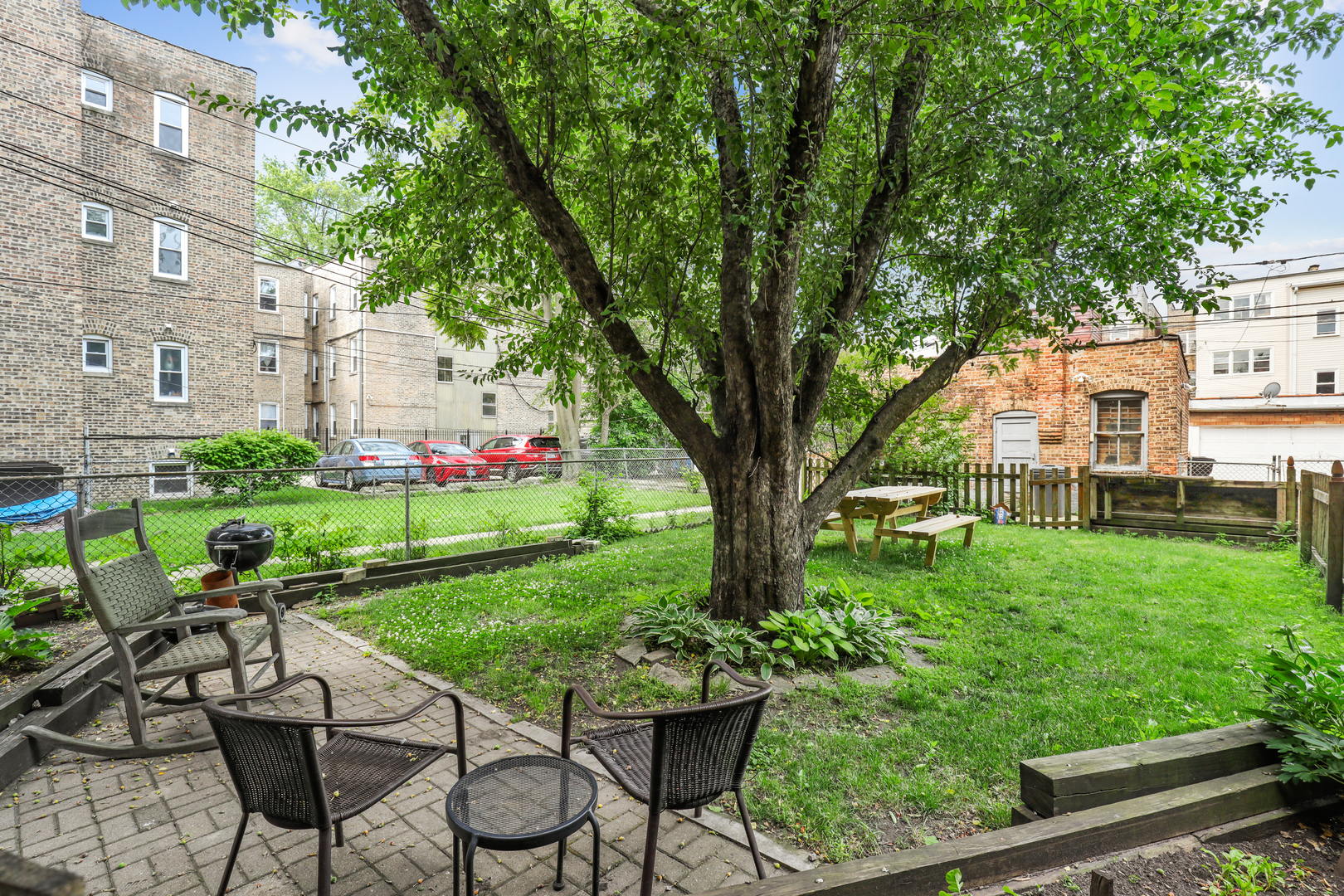 5012 N Winchester Avenue Unit: 2