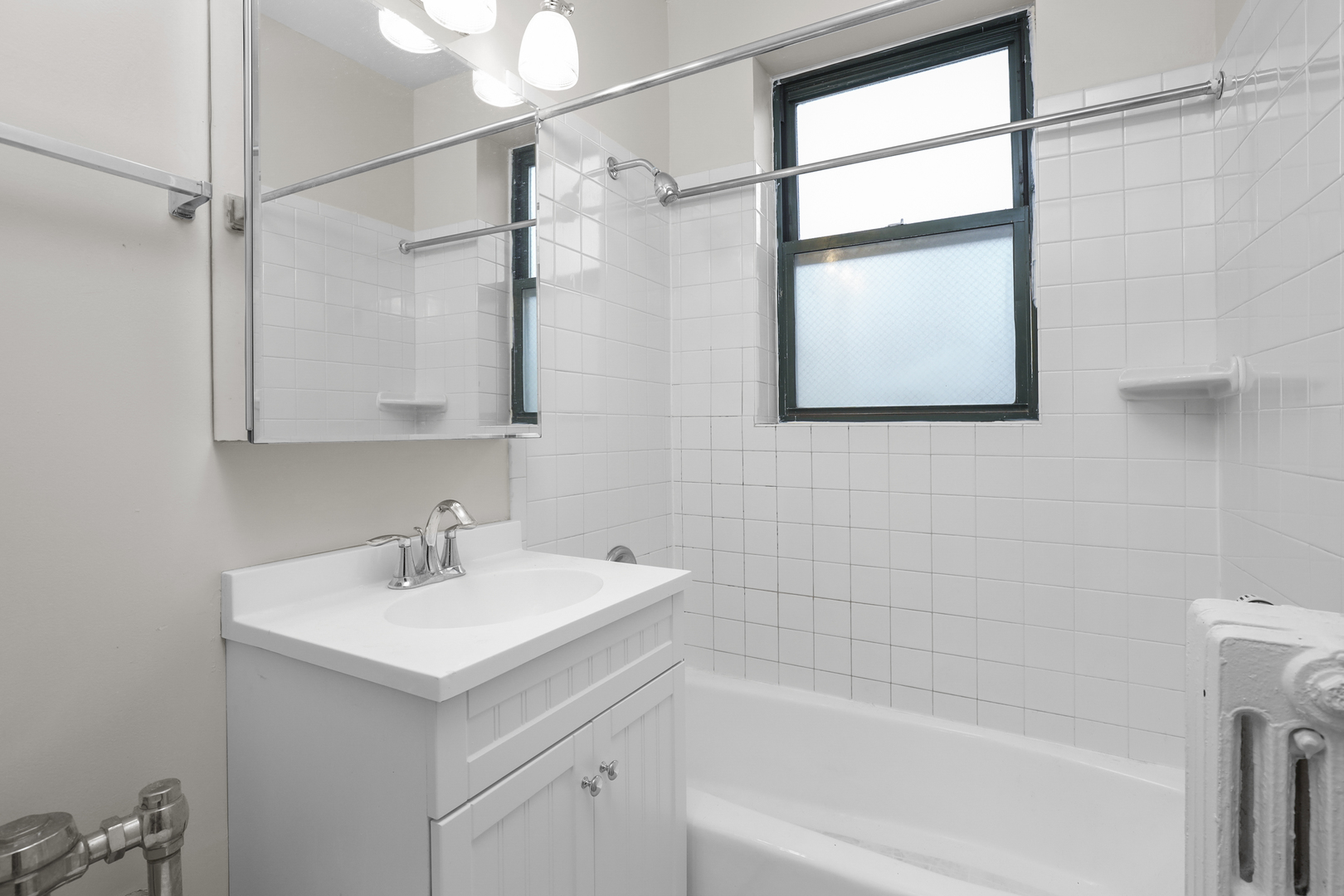 10 W Elm Street Unit: 1608