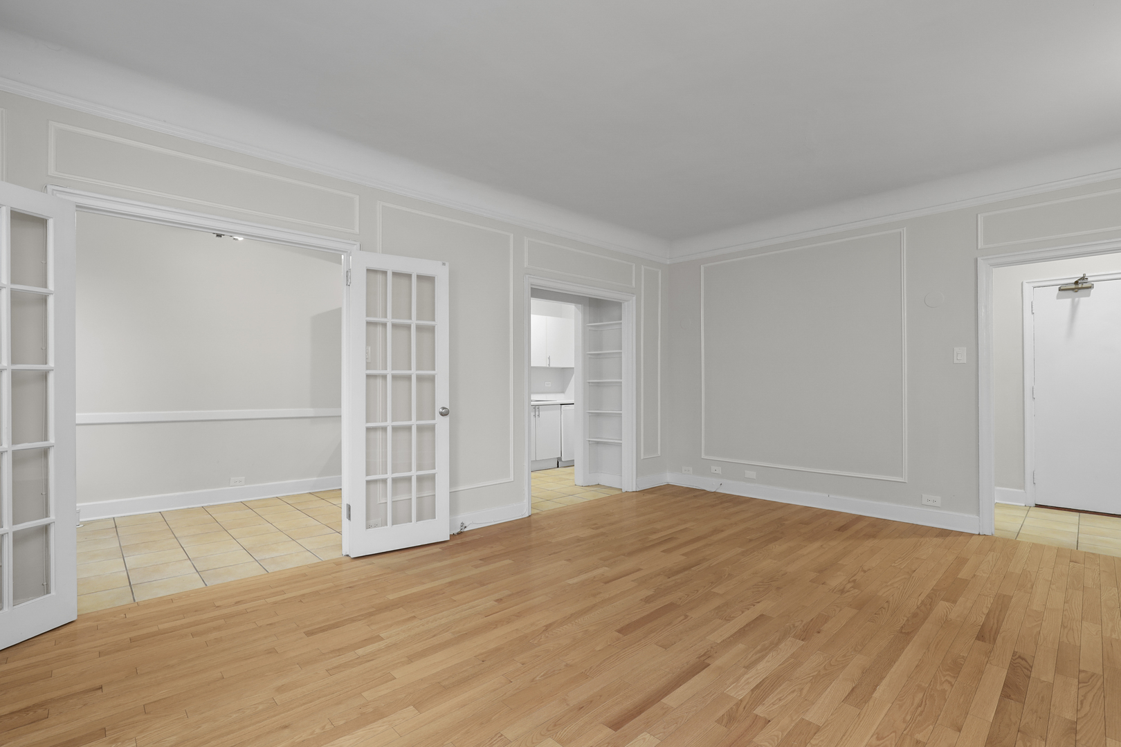 10 W Elm Street Unit: 1608