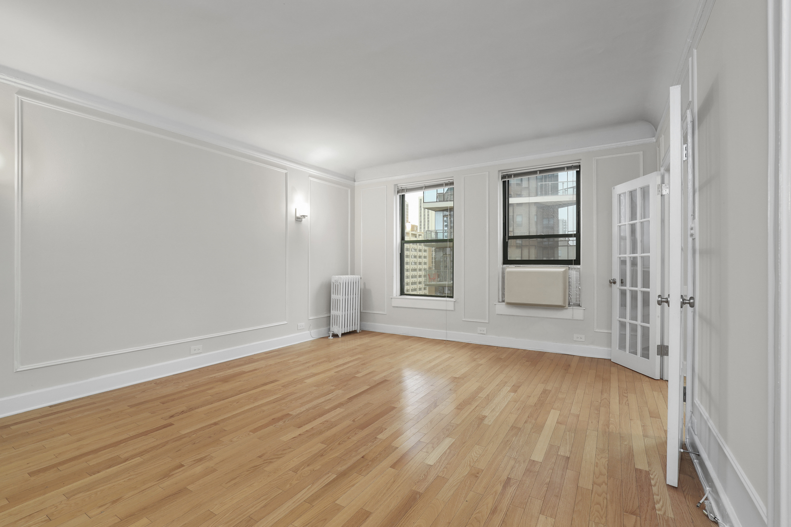 10 W Elm Street Unit: 1608