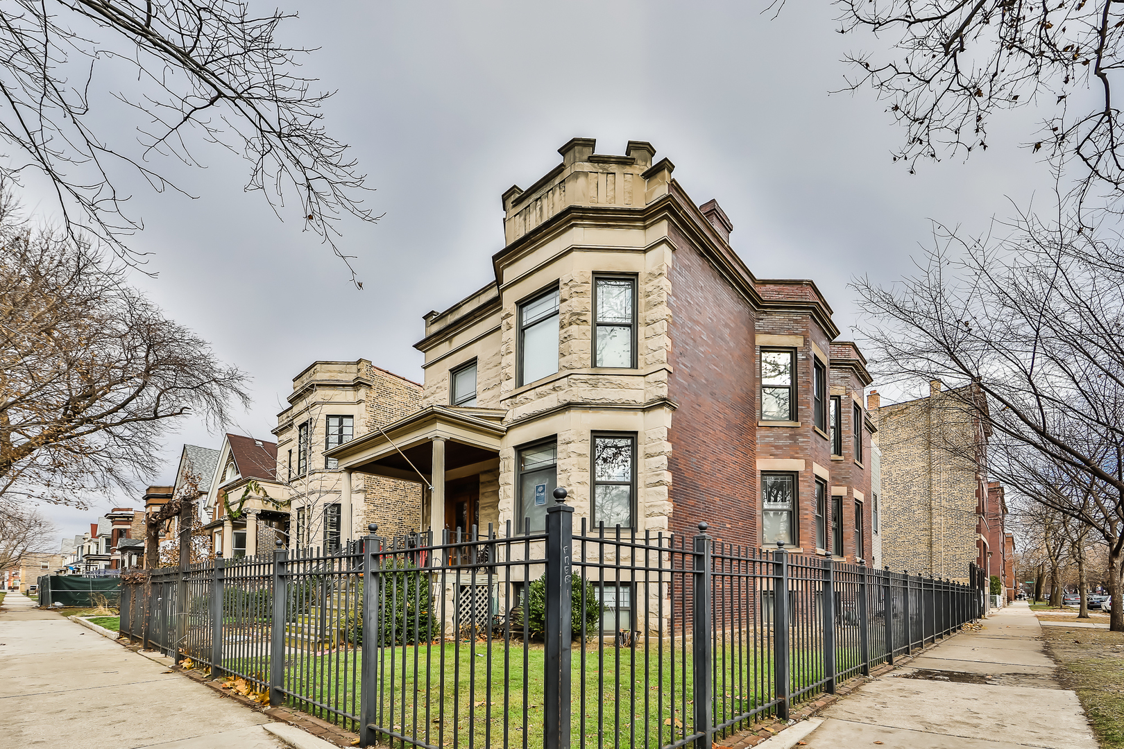 3901 N Hamilton Avenue