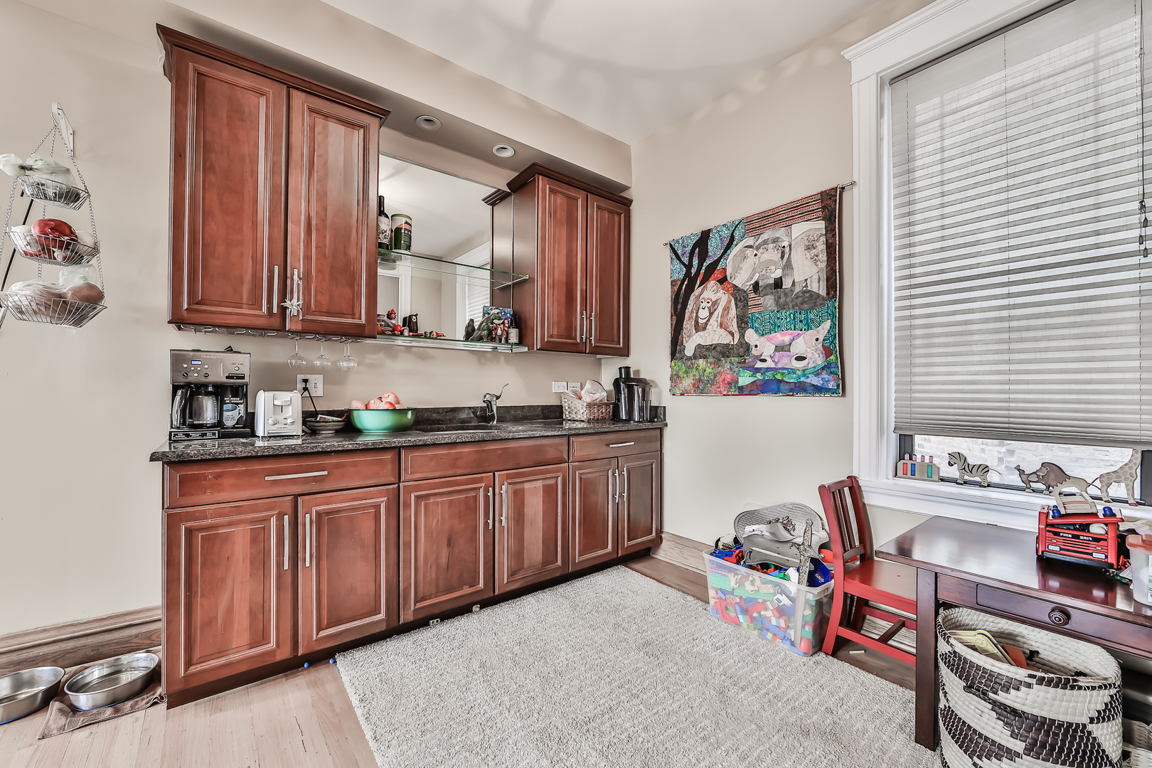 3901 N Hamilton Avenue Unit: 1