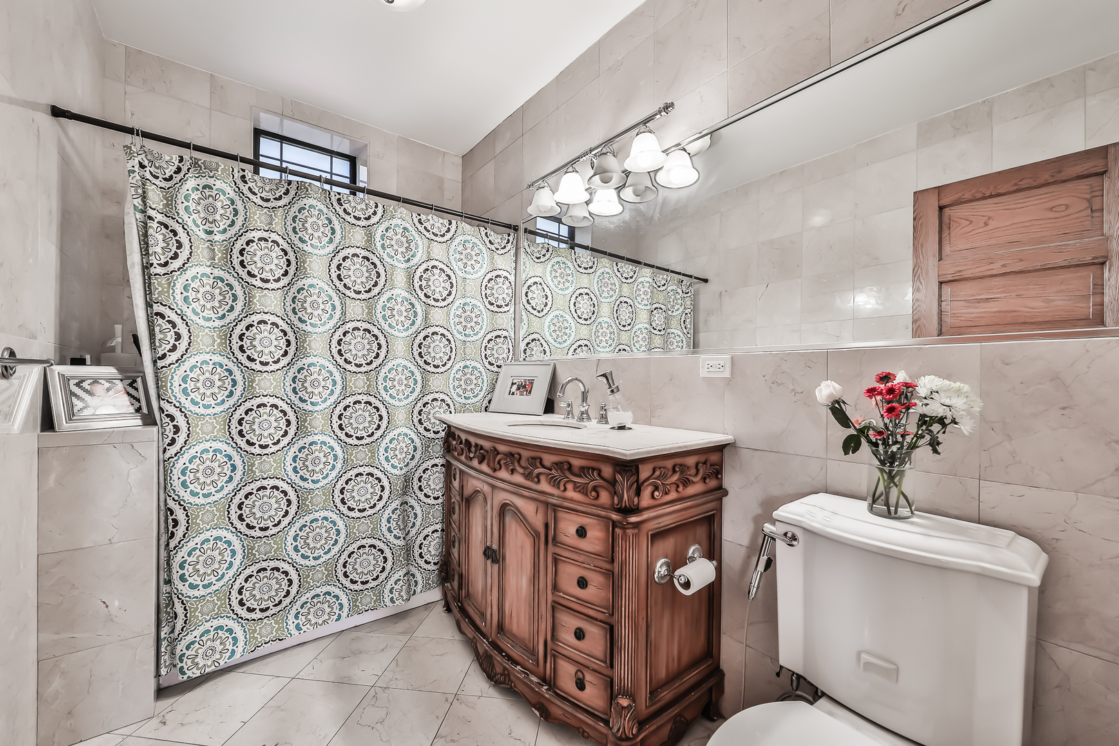3901 N Hamilton Avenue Unit: 1