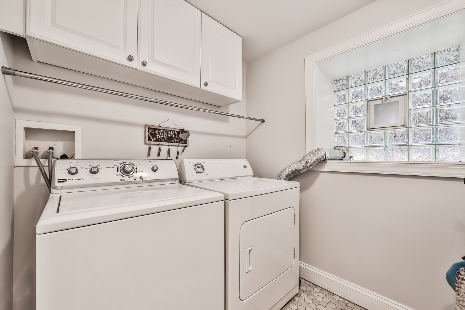 3901 N Hamilton Avenue Unit: 1