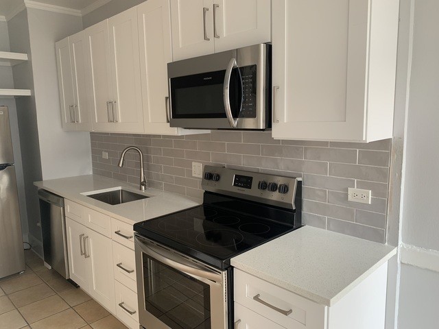 10 W Elm Street Unit: 602