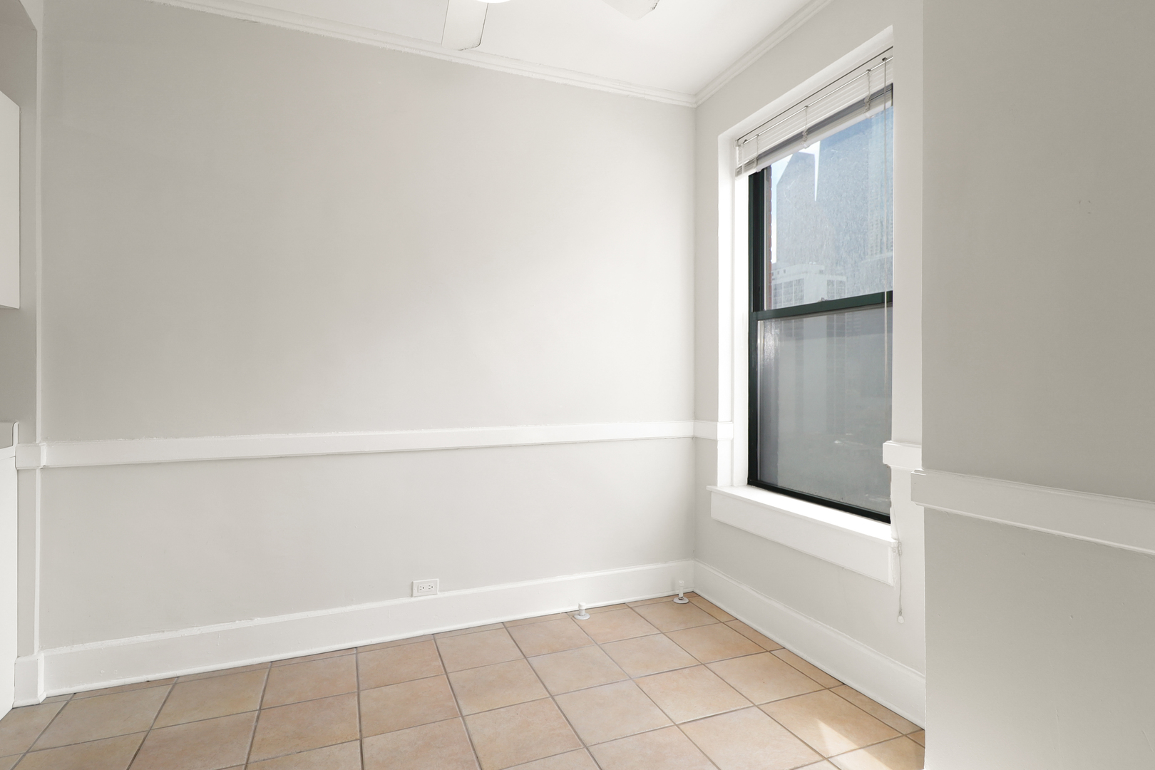 10 W Elm Street Unit: 602