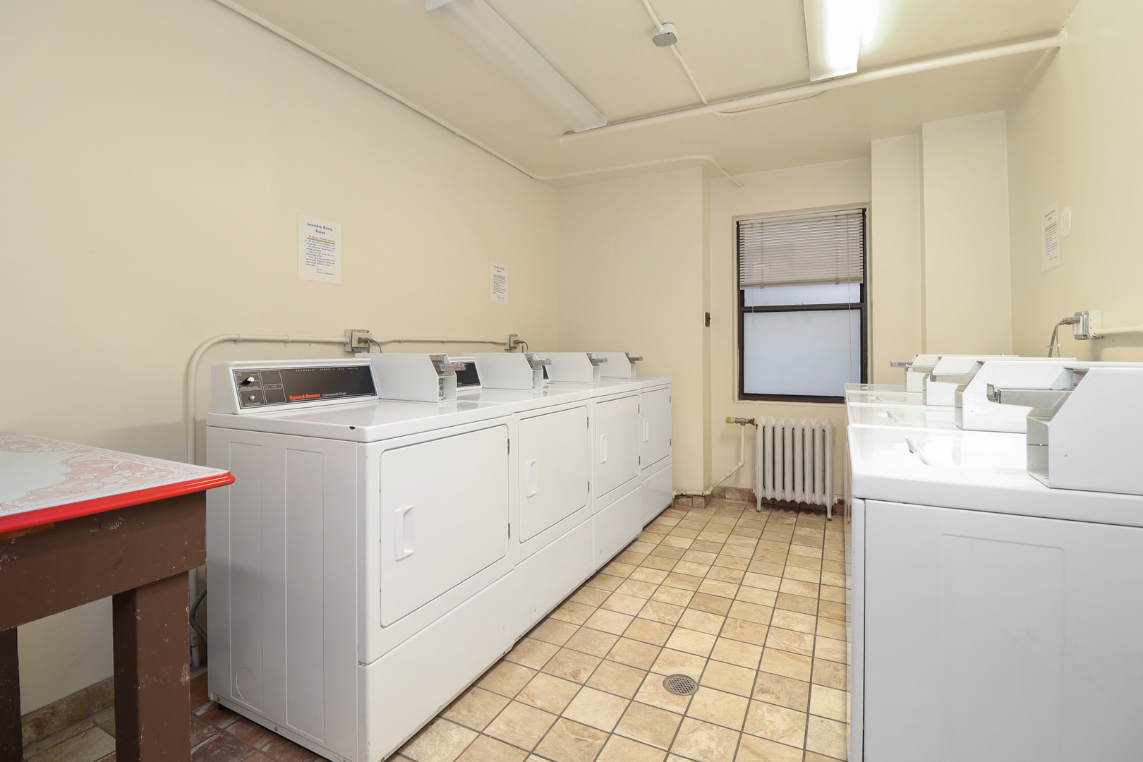 3330 N Lake Shore Drive Unit: 4B