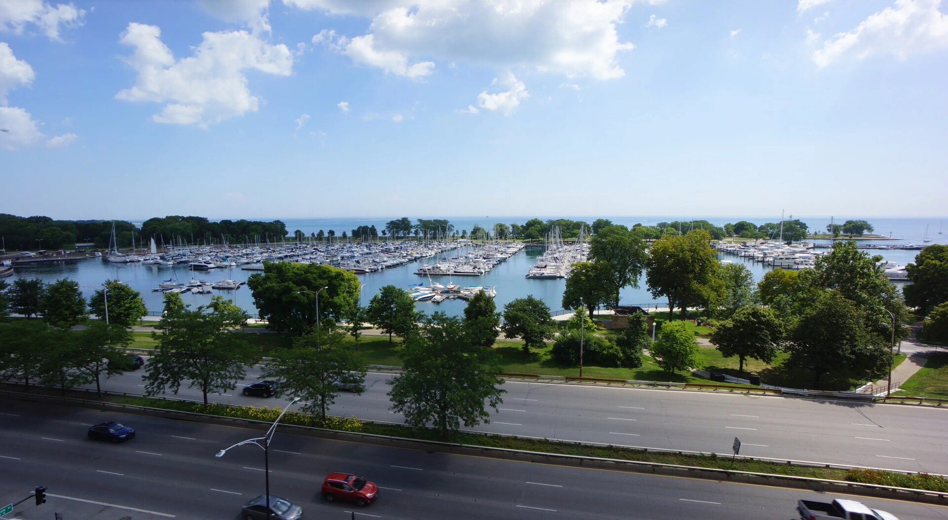 3330 N Lake Shore Drive Unit: 4B